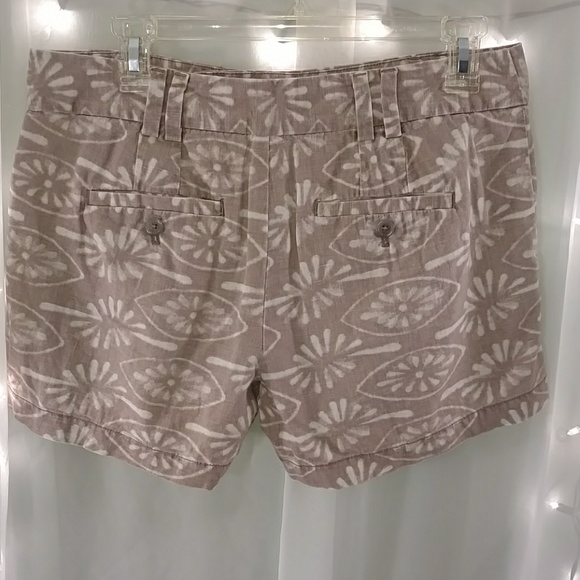 Ann Taylor LOFT shorts - Picture 2 of 7